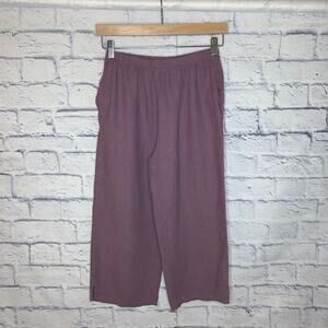 C. B. Collections Purple Capri